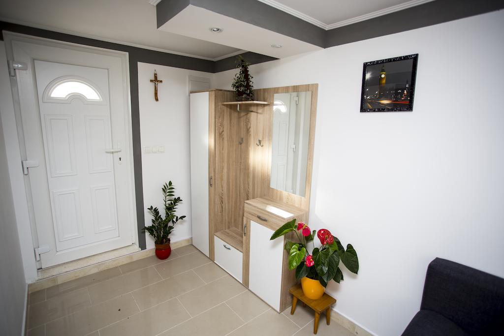 Apartments Vukman Трогир Номер фото