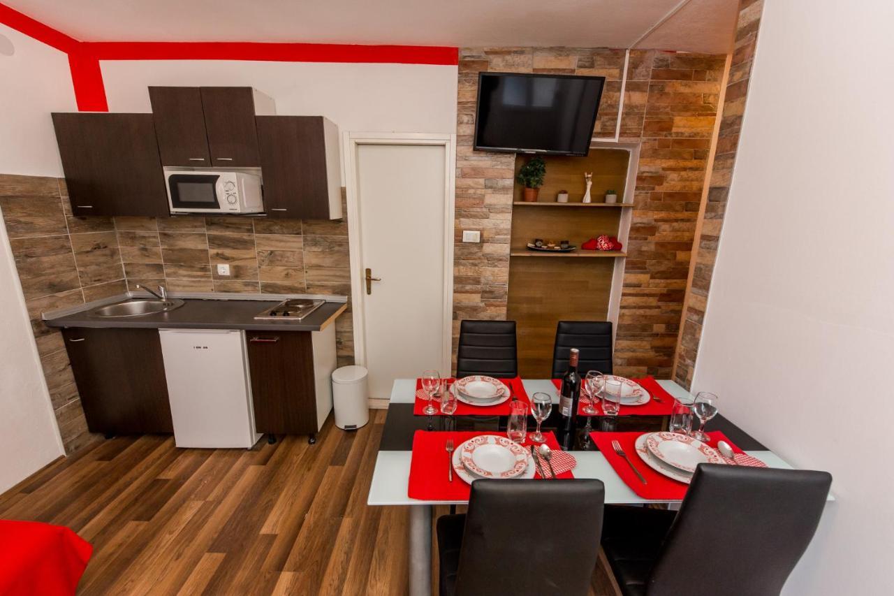 Apartments Vukman Трогир Экстерьер фото