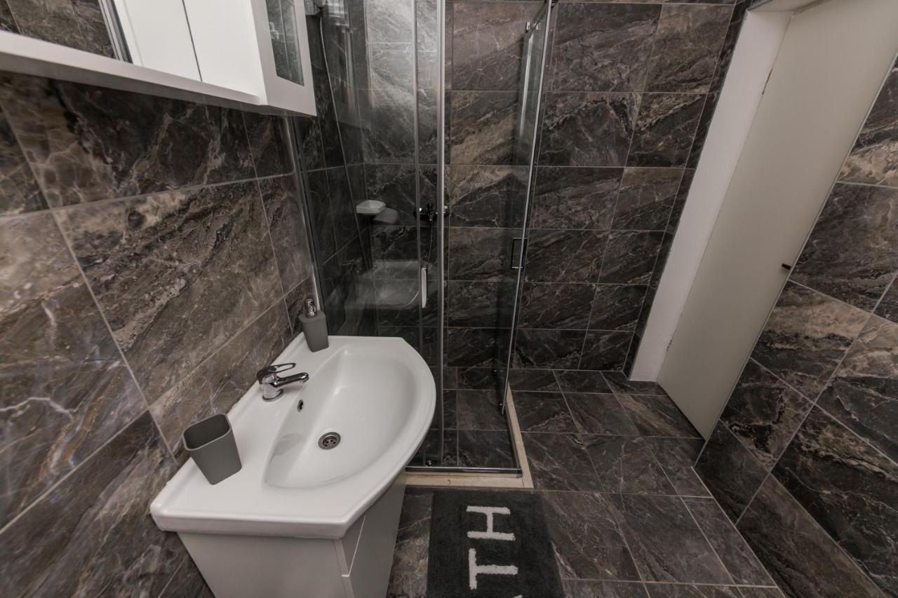 Apartments Vukman Трогир Экстерьер фото