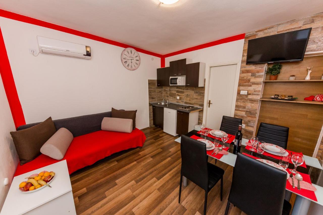 Apartments Vukman Трогир Экстерьер фото