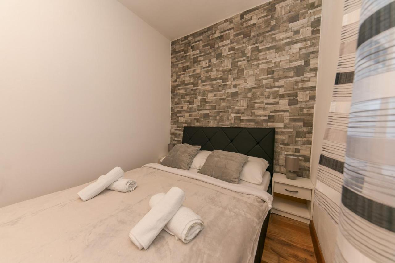 Apartments Vukman Трогир Экстерьер фото