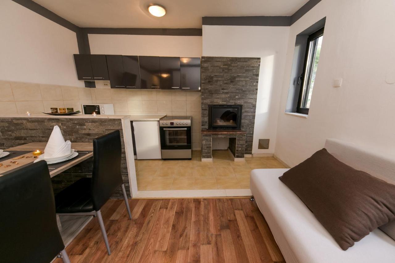 Apartments Vukman Трогир Экстерьер фото